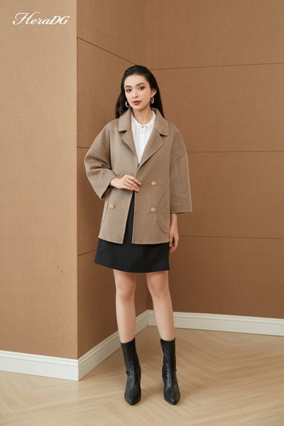 Hiển thị chi tiết cho Áo dạ khâu tay dáng ngắn vai trễ Ảnh của Áo dạ khâu tay dáng ngắn vai trễ